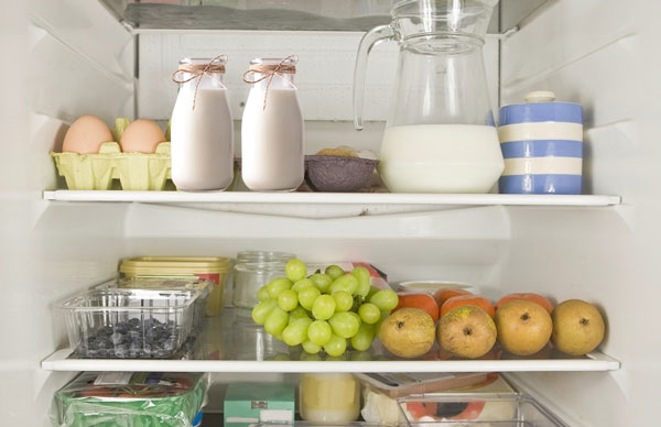Bảo quản sữa hạt tự làm trong ngăn mát tủ lạnh
