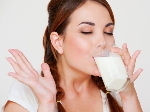 Uống sữa hạt giúp chống lão hóa cho làn da khỏe mạnh